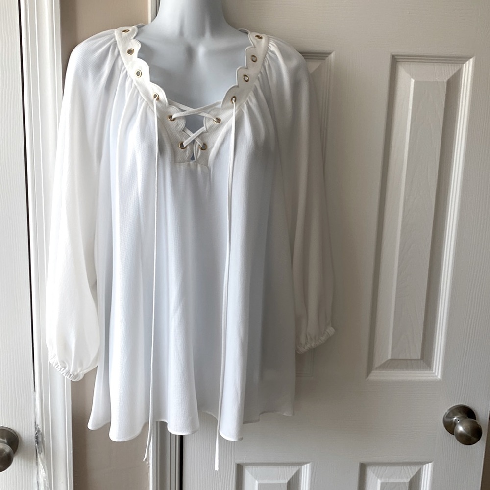 Micheal Kors White Blouse top 3/4 sleeves